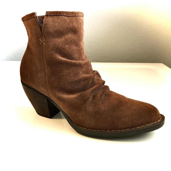 New BORN Aire Ruched Suede Slouchy Ankle Booties Sienna Brown 8.5 MSRP $170 - Picture 2 of 9